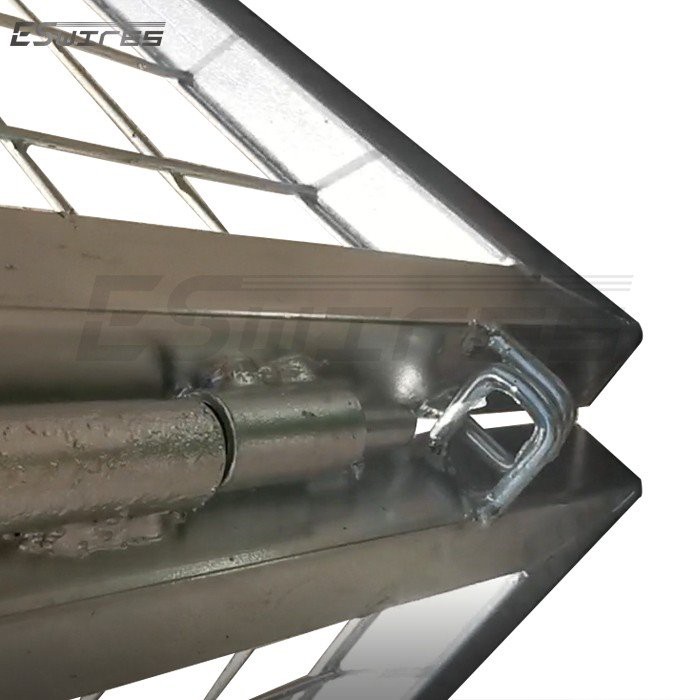 universal trailer cage  Locks