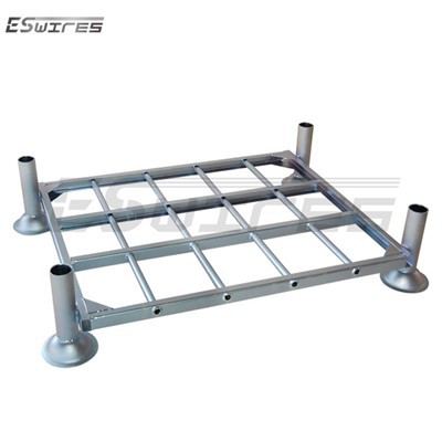 Palets apilables de metal